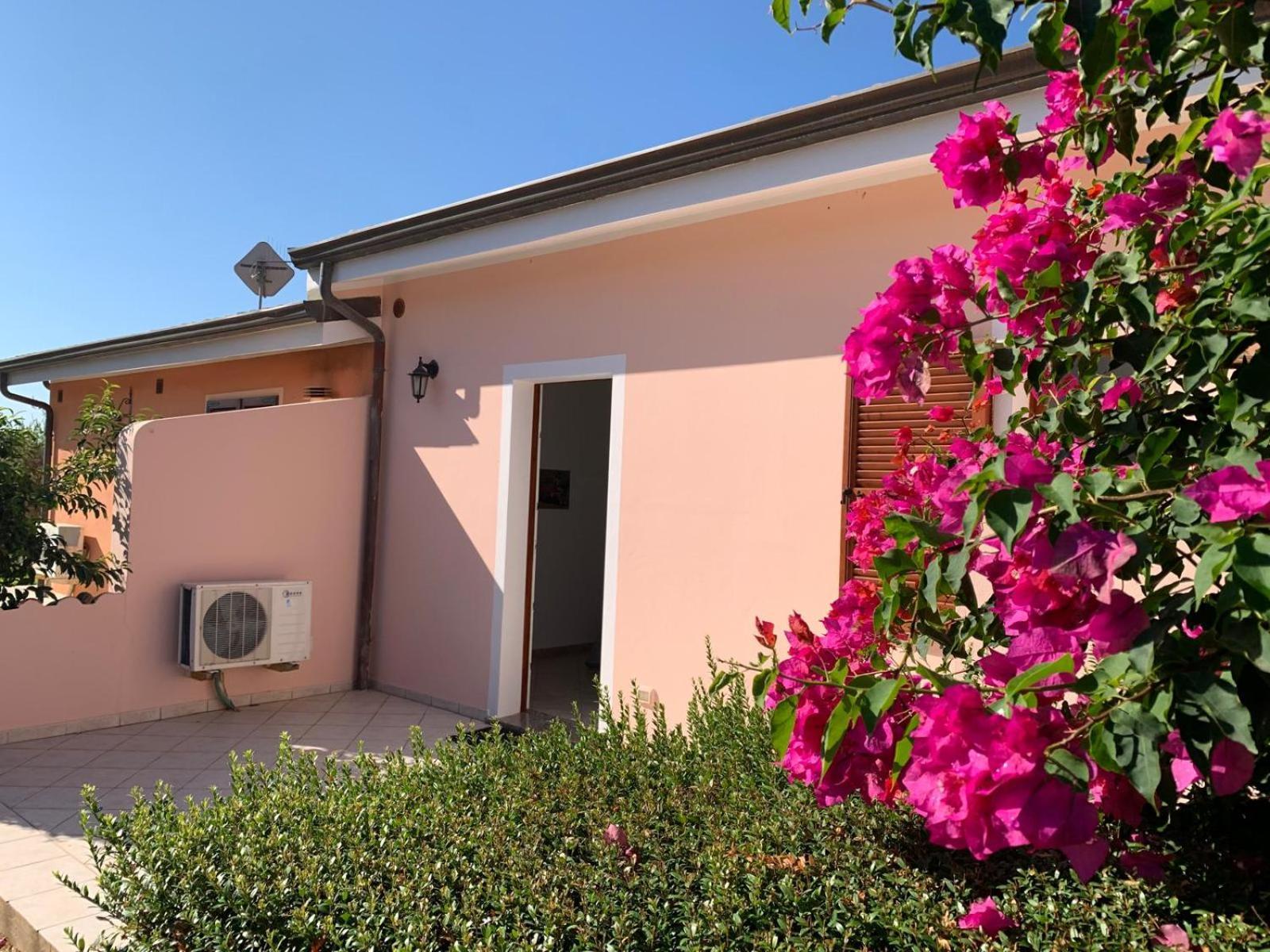 Casa Vacanza Mamaioa SantʼAnna Arresi Dış mekan fotoğraf